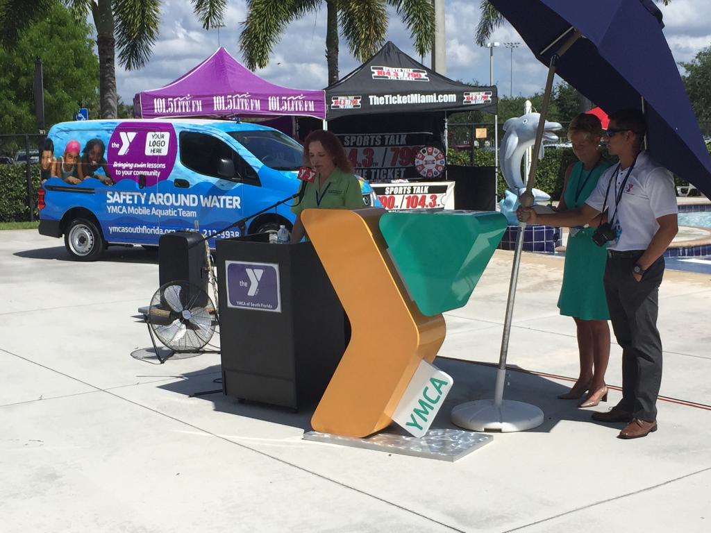Zulma_Berrios's tweet image. I pledged to be a #waterwatchers today YMCA Weston with @BaptistHealthSF .