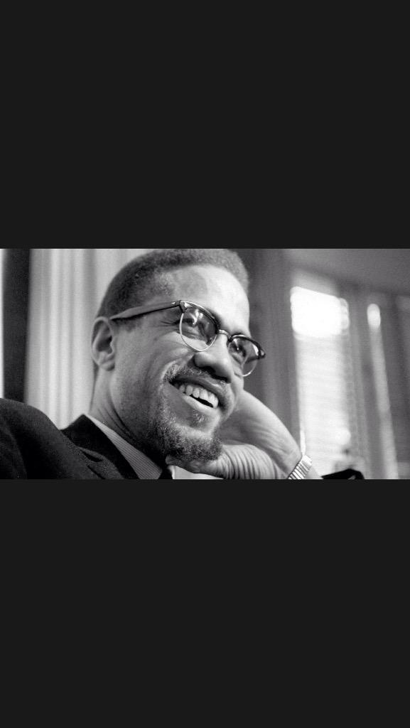 LveInColorNABJ's tweet image. Happy birthday Malcolm!