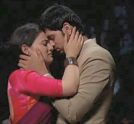 ShadhikaWorld's tweet image. #WeWantIshVeerBack