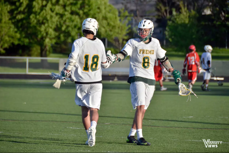 PHSVARSITYCLUB5's tweet photo. “@VarsityViewsCHI: 1st round playoff game - check out the photos!

http://t.co/uElz6euTHY http://t.co/RaDkBxP3XY” @AlexKorinko
