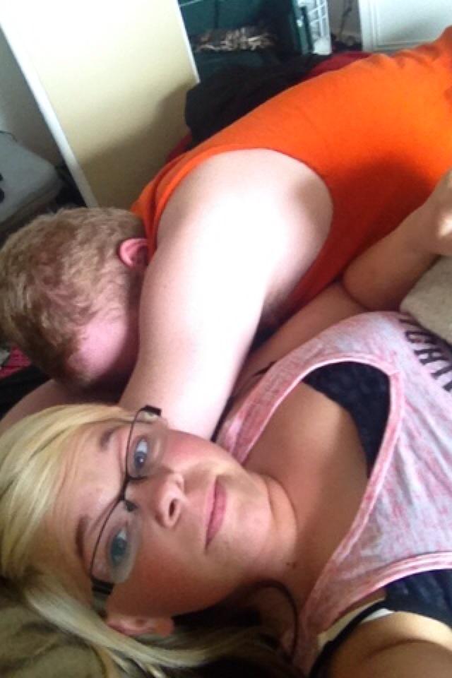 CourtneyLyn24's tweet photo. In ohio visiting my love http://t.co/uIRAIzWddH