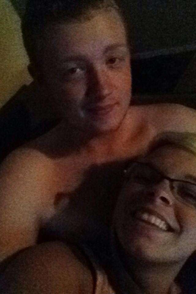 CourtneyLyn24's tweet photo. In ohio visiting my love http://t.co/uIRAIzWddH