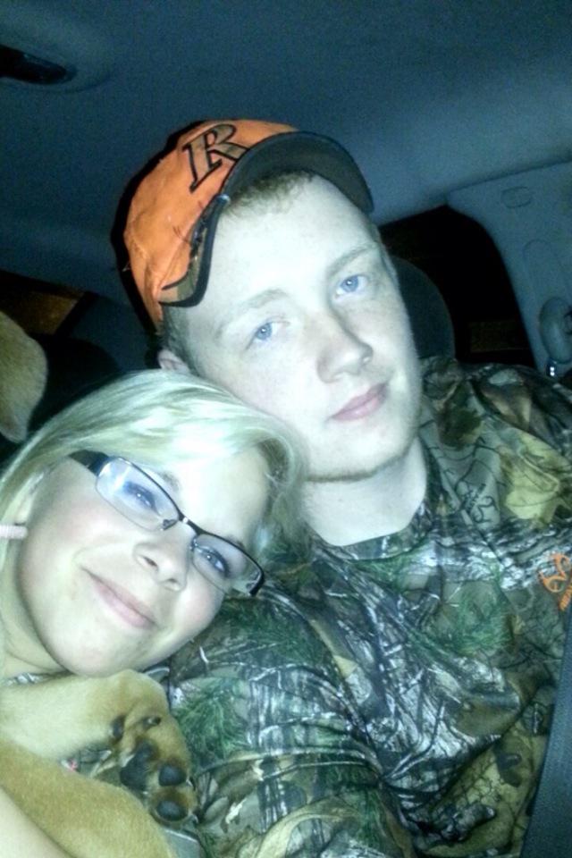 CourtneyLyn24's tweet photo. In ohio visiting my love http://t.co/uIRAIzWddH