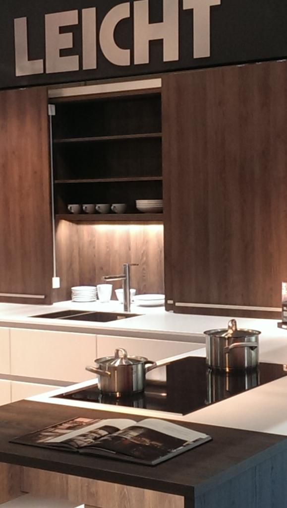 Mx2interiors's tweet image. #practicalkitchen ideas, nice one crockery storage behind sink