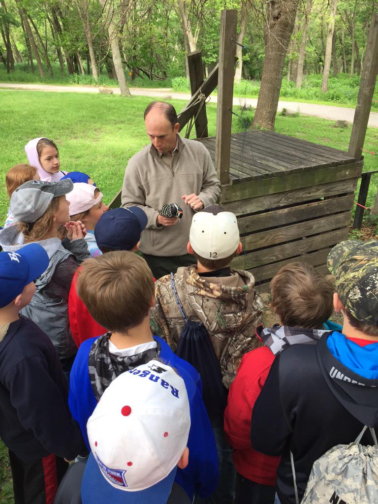 BFMath6's tweet photo. Bird banding at Springbrook #bfmslearns #favoritesession #birdsbirdsbirds #evenbandedabluejay http://t.co/pewN1iME74