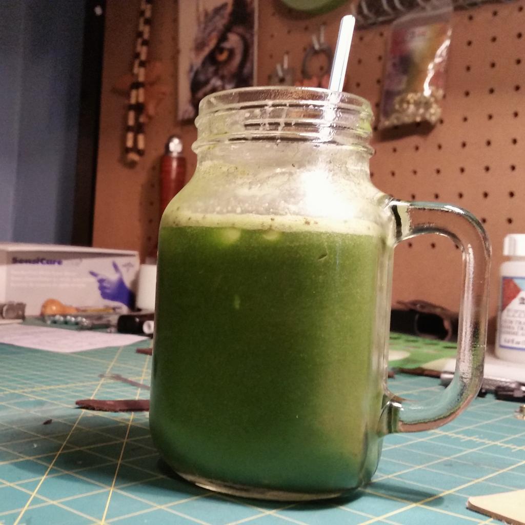 animatedbreak's tweet image. @VegaTeam Coconut Cream + Cinnamon Green Shake. #yummy #vegastyle