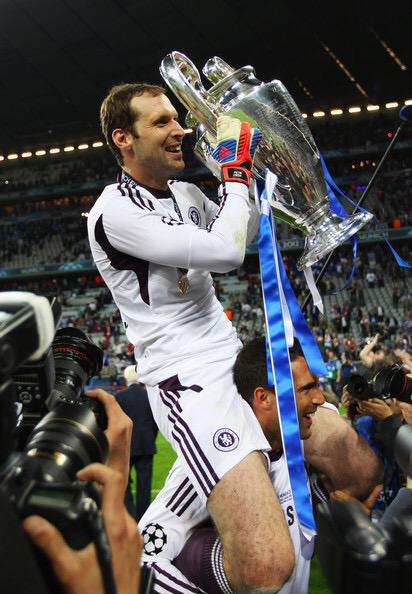 UberChelseaFC_'s tweet photo. Some people forget you in Munich but you were the hero of the night. You are the best goalie ever.

#ThankYouPetr http://t.co/cEyHcULZHE