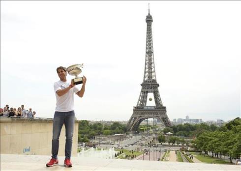 RadioPuntoGT's tweet photo. #Deportes: Rafael Nadal será condecorado con la mayor distinción de la ciudad de París. http://t.co/9IoxYRZ8yf http://t.co/t9VW2iMUOG