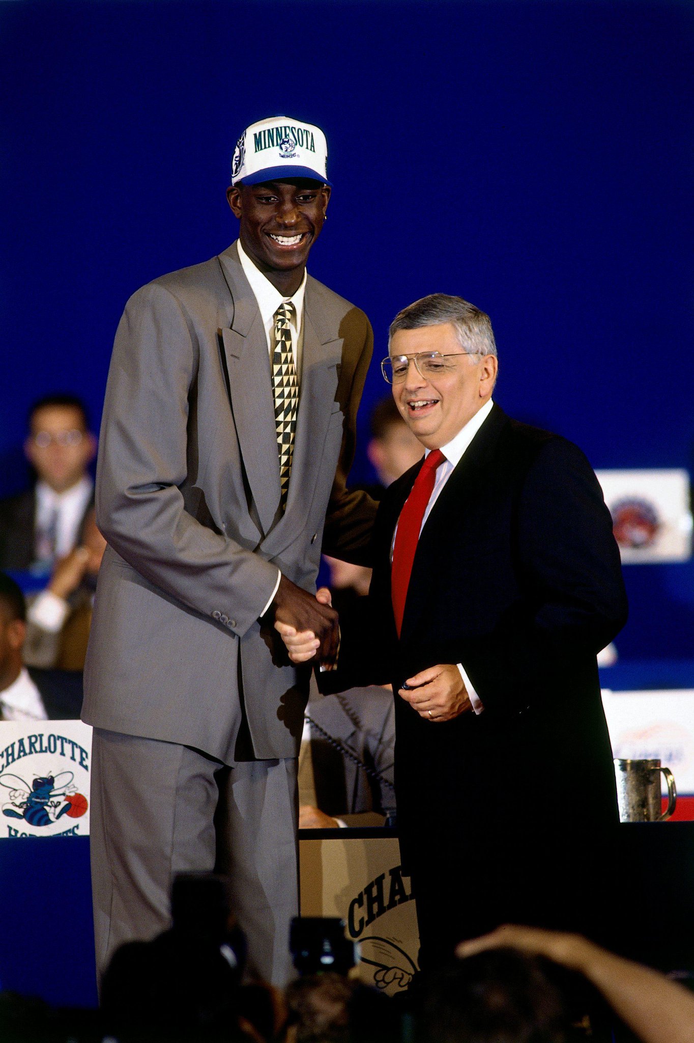 Happy 39th Birthday to the 1st overall pick in the 1995 draft, Kevin Garnett! 