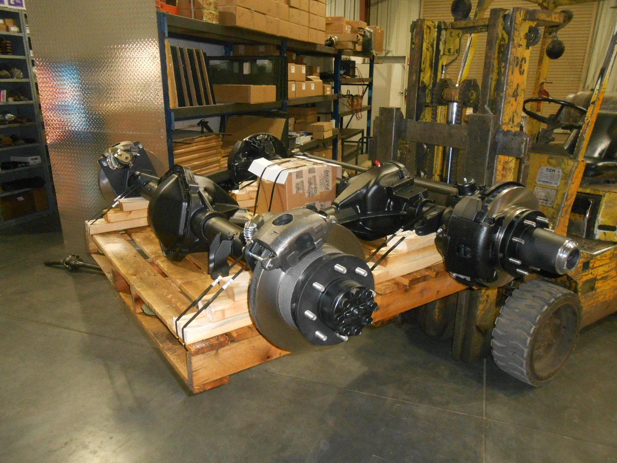 BoyceEquipment's tweet photo. Another #1Ton #Axle Set #Dana60 #14Bolt http://t.co/FdzRmxKU7M