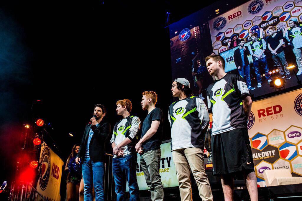 Crimsix tweet picture