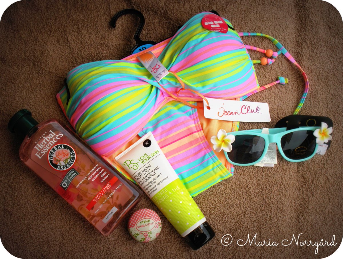 byMarvelicious's tweet photo. Beach outfit &amp; beauty essentials! #primark #beach2015  #SantaCruz #readyforsummer http://t.co/fMERqjVc26 http://t.co/CB7ZDwCGyG