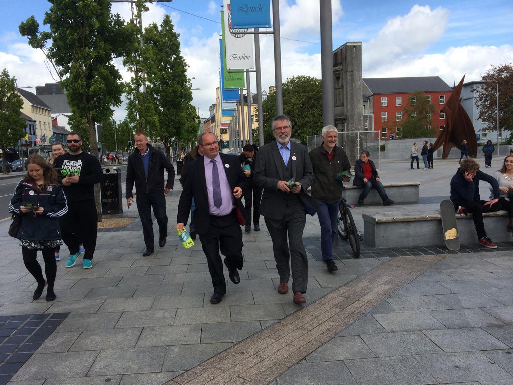 richardgmcauley's tweet image. Following the meeting in Galway University today Gerry Adams and team went canvassing for a Yes Vote on Friday.