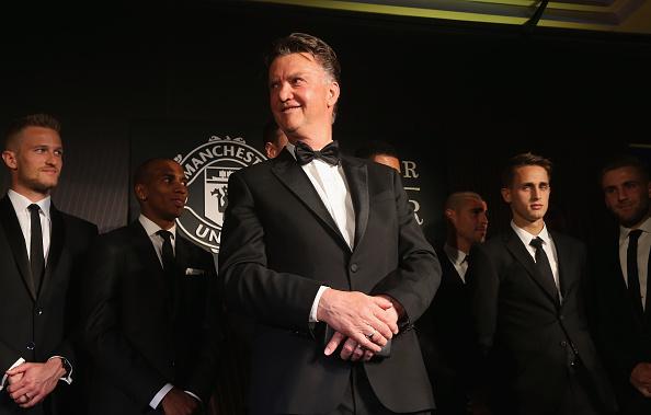 BossVanGaal's tweet photo. Hello, hello, pay attention to the manager!
What do you think of my tuxedo? #DutchOfClass
http://t.co/7Q5Z1W4wnd
