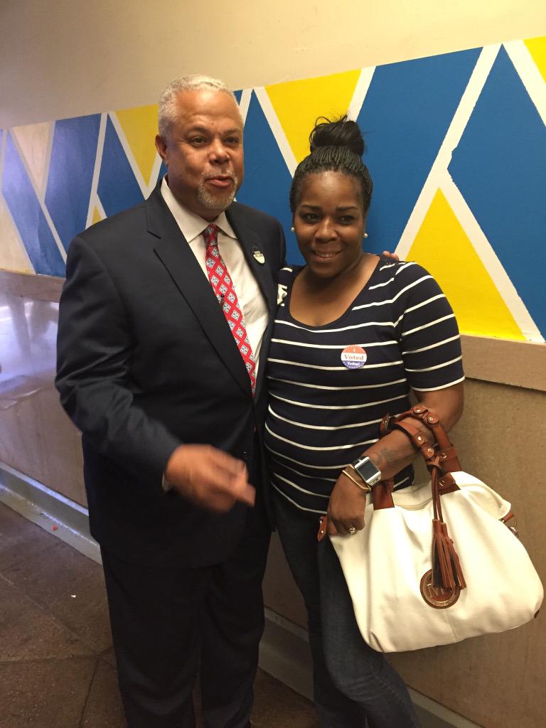 JoinTeamTony's tweet image. Making a few more stops in #SouthPhilly before the polls close. #NextMayorPHL #TeamTony #GOTV