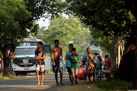 SukaFotoBis's tweet photo. Good morning good people.... selamat pagi masyarakat.... #WH http://t.co/2bjxU1rXlt