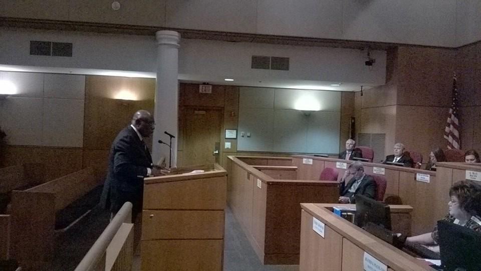 NONHRO92's tweet photo. Last night City Council meeting in Smyrna, Ga addressing the Nicholas Thomas case. http://t.co/nlR3VsHXQX