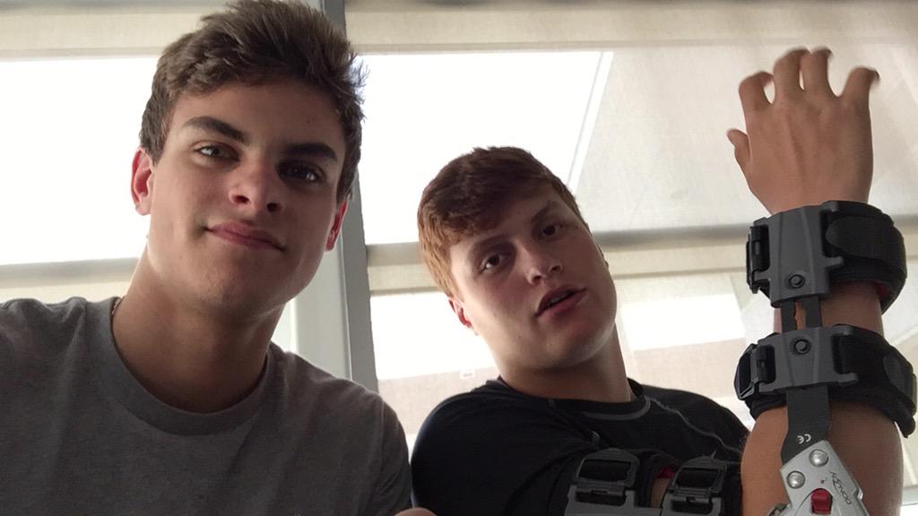 dom_palm's tweet image. Selfies with #TheBionicMan @CPeluse