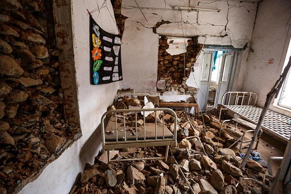 MedicalGuideind's tweet photo. A hospital in #Nepal . http://t.co/vizF52O419