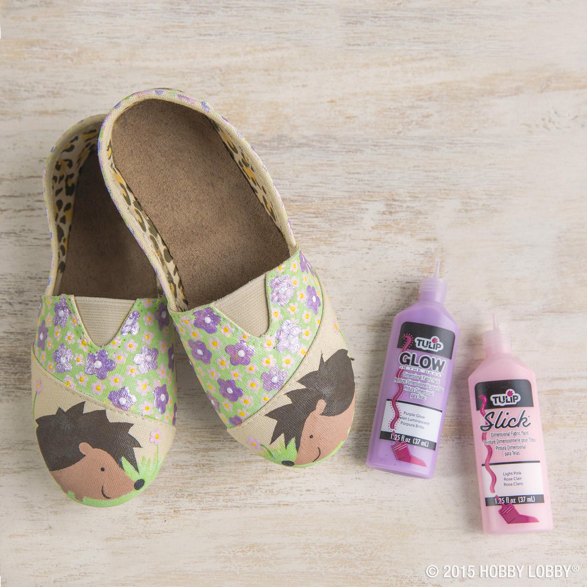 HobbyLobby's tweet photo. A touch of #SpringtimeStyle with hand-painted shoes! http://t.co/V5Scn0udNr