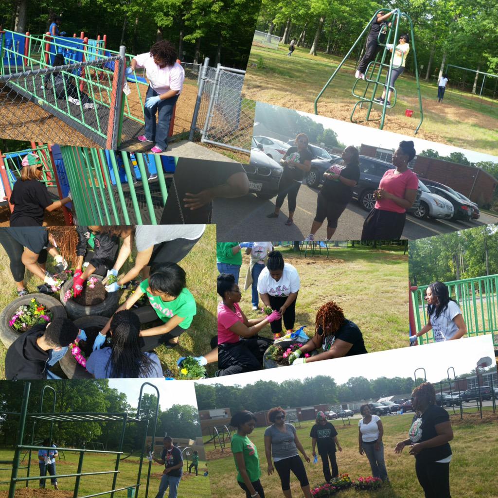 UTOAKA1908's tweet photo. 1908 Playground Mobilization Day #environmentalownership #1908playgrounds #1908playgroundmobilizationday #AKA1908 http://t.co/cut8MlRRqC