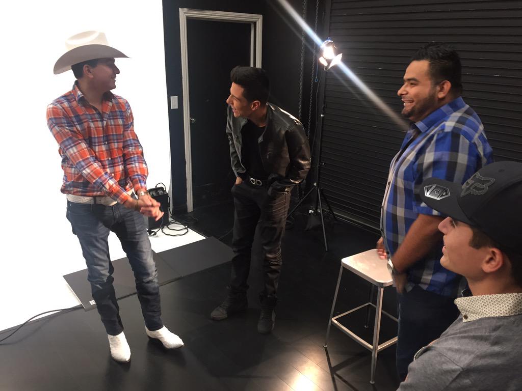 delrecords's tweet photo. @luiscoronel281 #LosPlebesDelRancho #JoseManuel #DeStudios 🔴💪🏼 http://t.co/aT280HcCjK