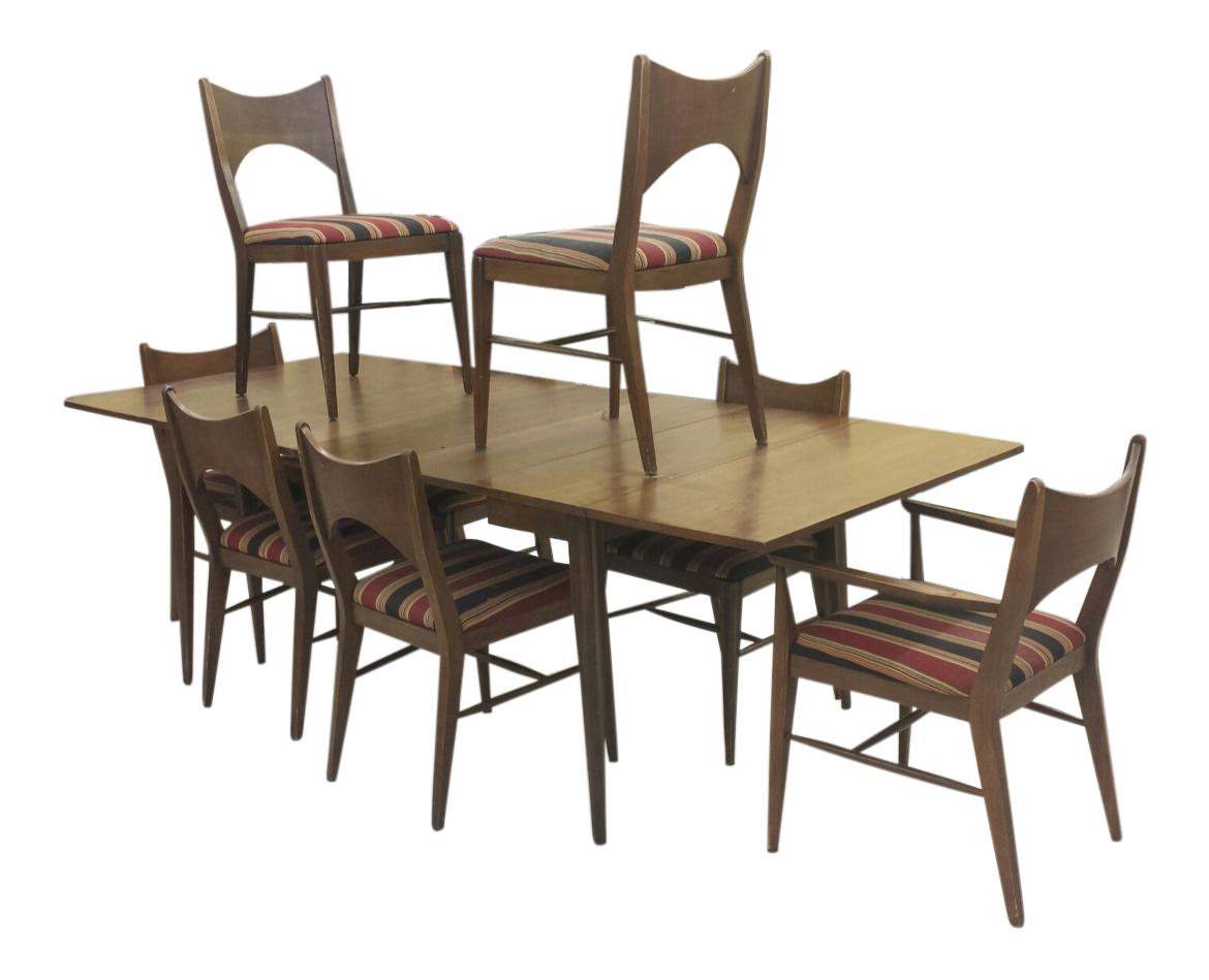 Broyhill Saga Dining Set 
#midcenturymodern #retrodeco #kansascity #midcenturydining #midcenturymodernfurniture