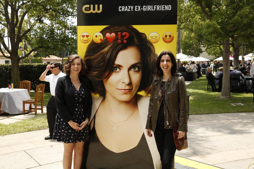 ParamountGCD's tweet photo. #CrazyExGirlfriend's @Racheldoesstuff & Aline Brosh McKenna yesterday at #CBSLAS 2015! http://t.co/6jTh4aLzz4