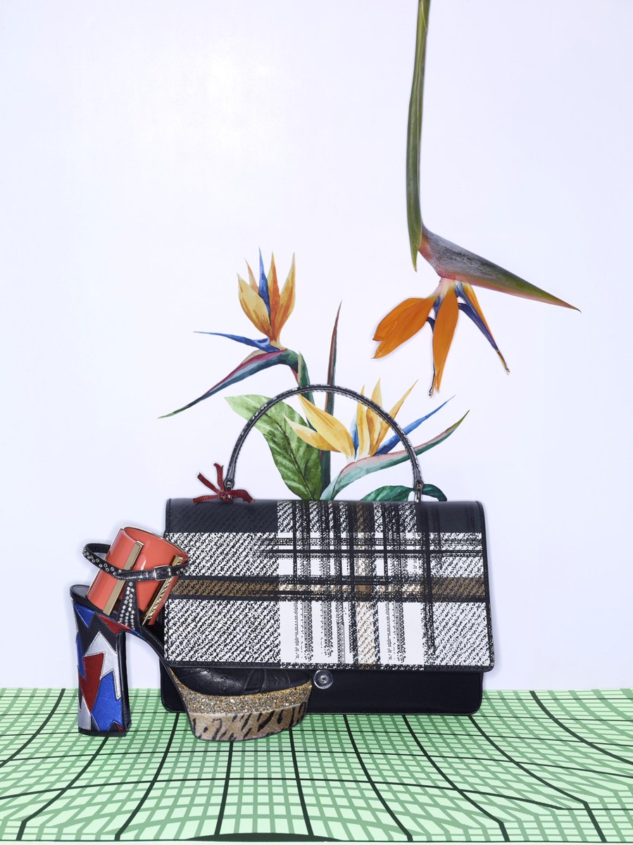 New Accessories "Techno Graphismi" for Amica with <a href="/VanessaGiudici/">Vanessa Giudici</a>  bit.ly/1IJFXy0 <a href="/VanessaGiudici/">Vanessa Giudici</a>