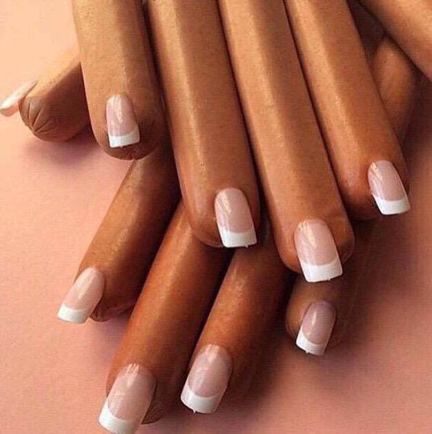 CuntyThings's tweet photo. FAT GIRLS BE LIKE 

"Nails on point" http://t.co/VkRNTwpEG7