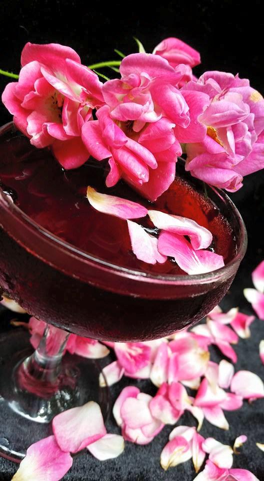 Licensed To Liquor tweet media