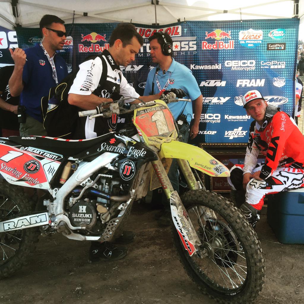 RCHracing's tweet photo. “This weekend was a tough one” said @KenRoczen94 “it turns out I have a stress fracture in my back, I struggled" http://t.co/CDpqLg4fET
