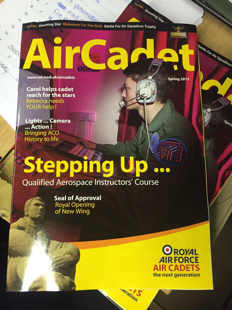 TrentWgSO's tweet photo. Dropped into @141BostonSqn, saw #cdttraining in action, caught up with @Wivvaz &amp; saw the new @aircadets magazine! 😃 http://t.co/tFCymE3CAb