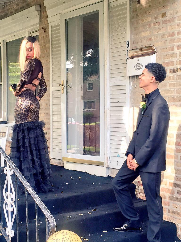 PromPics015's tweet photo. Come on... they came &amp; they did that 👌🙌💁 

@SuckMy_Tweet http://t.co/1qhUHq2W4G