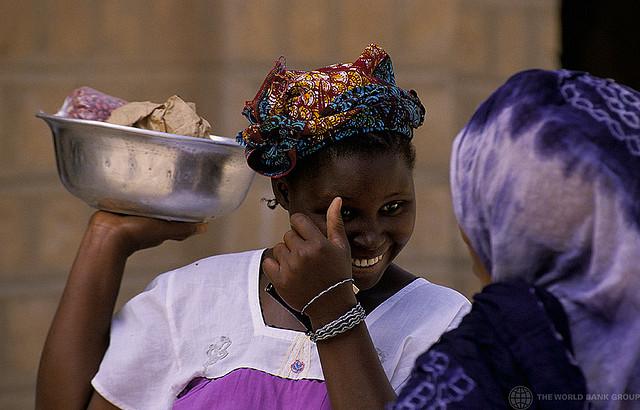 WorldBankLive's tweet photo. “80% of household spending is controlled by women.” Watch: http://t.co/GGkN234arR  #GenderEconImpact #GenderEquality http://t.co/YVT5D8KU7T