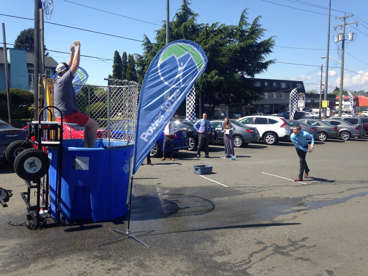 PowerToBe's tweet photo. Thanks @CampusHonda, @CampusNissan & @TheZone913 for taking the plunge in support of #PowerToBe! #PowerToPlay #YYJ http://t.co/2L4kWEtw4O