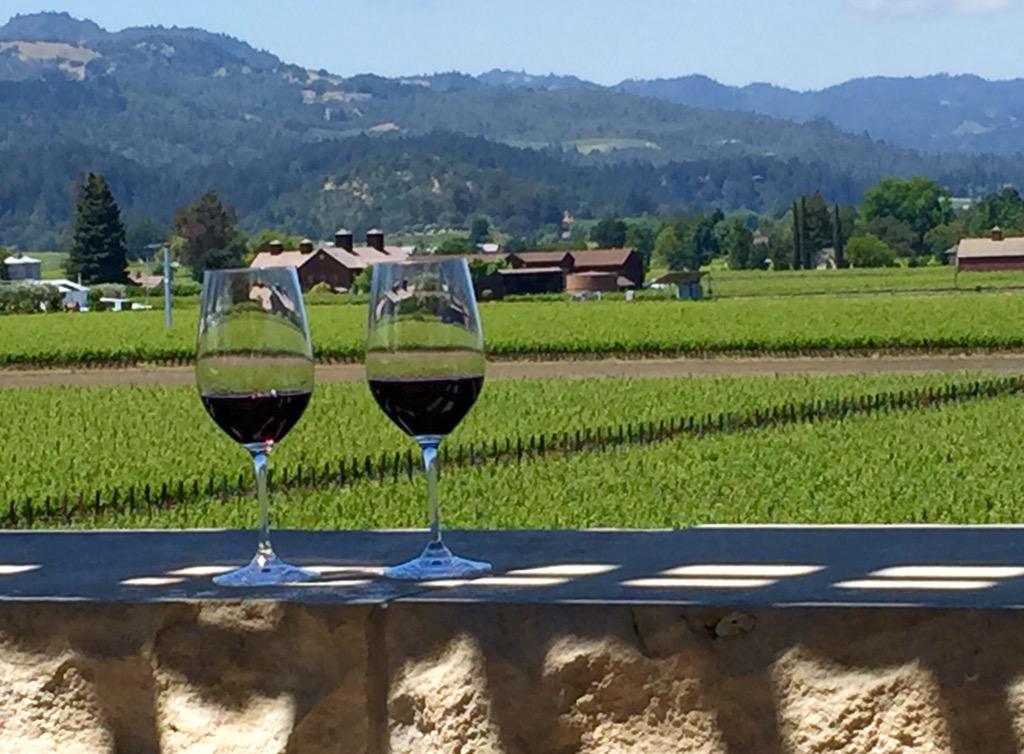 KimberliHull's tweet photo. Post #ATOC2015 #wine tasting @OpusOneWinery Cheers #California to a great week! http://t.co/Lbb7L2CnXc