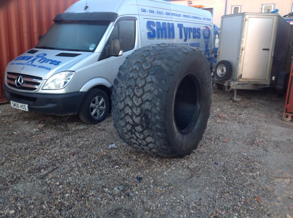smhtyres's tweet photo. One of today's little jobs http://t.co/wHm0RcyxR6