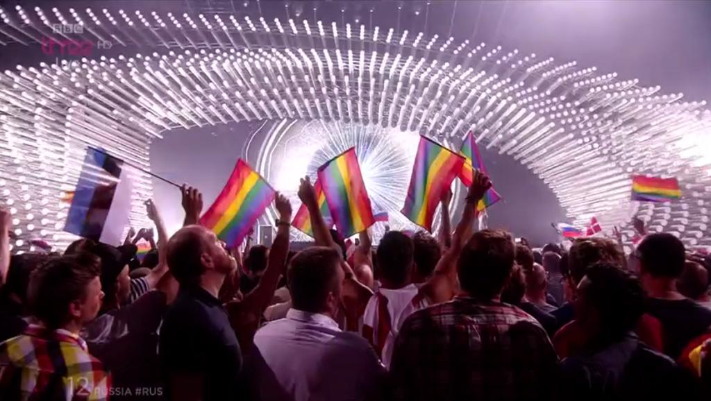 Edinorog_Frenk's tweet photo. На этом моменте Милонова увезли по скорой. 🚑 #Eurovision2015 http://t.co/VYqZ0oxAxG