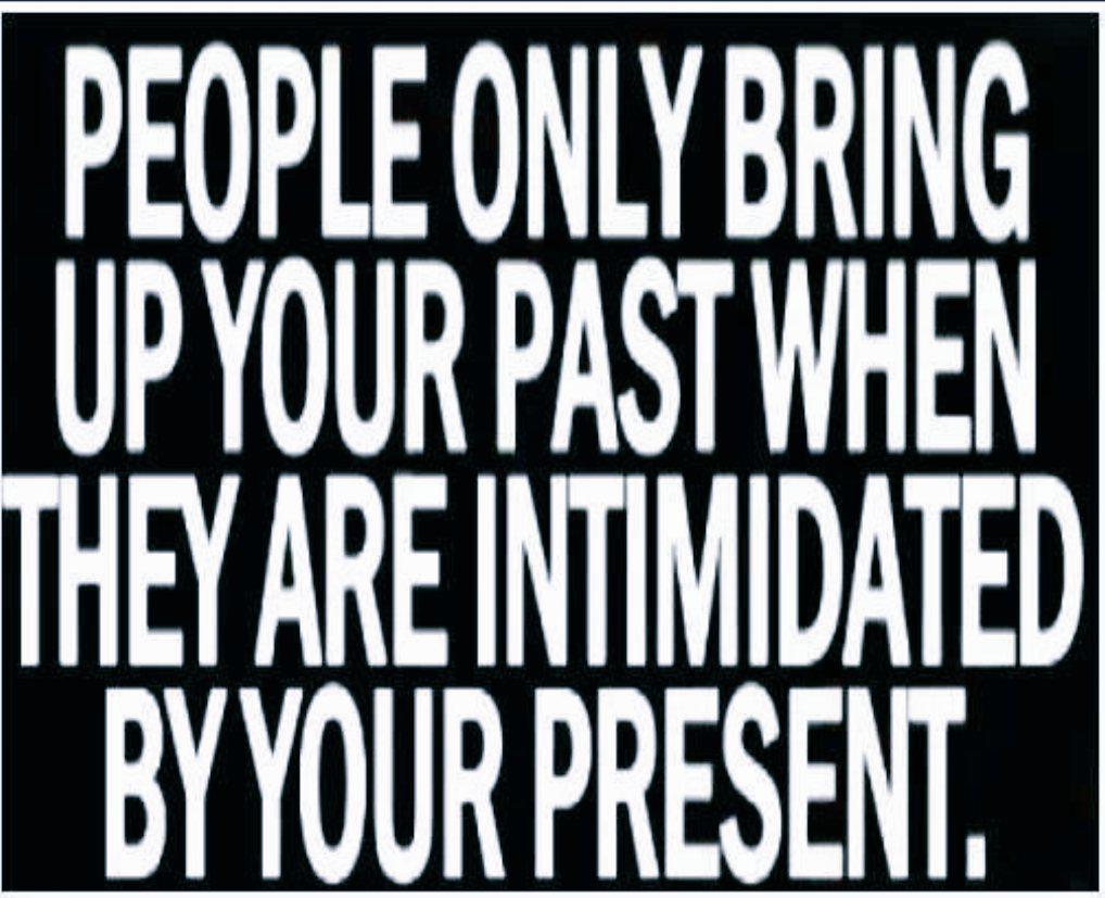 gotfilthyrich's tweet image. How is it folks you hadn't spoke to or about in years STILL keep YOUR NAME in their posts? #nonfactor #bigbusiness