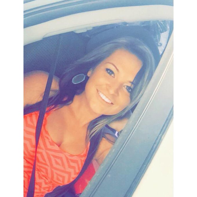 😁😁😁😁 http://t.co/9Vi78U9BA0<a href="/tag/vegas21"class="tags"><span>#vegas21</span></a>