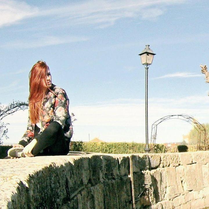 Wikiredheads tweet picture