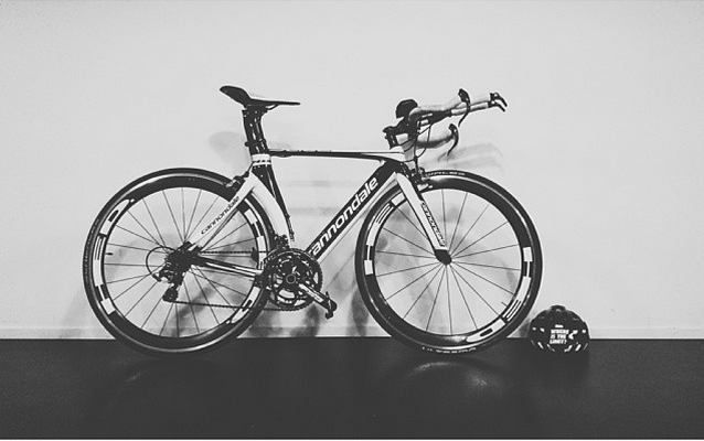 valentisanjuan's tweet photo. Ojo cuidao! Estamos viendo con #CannonDaleGas si sorteamos entre todos los seguidores la perla de #UltramanHawaii :) http://t.co/QR7fMNtanr