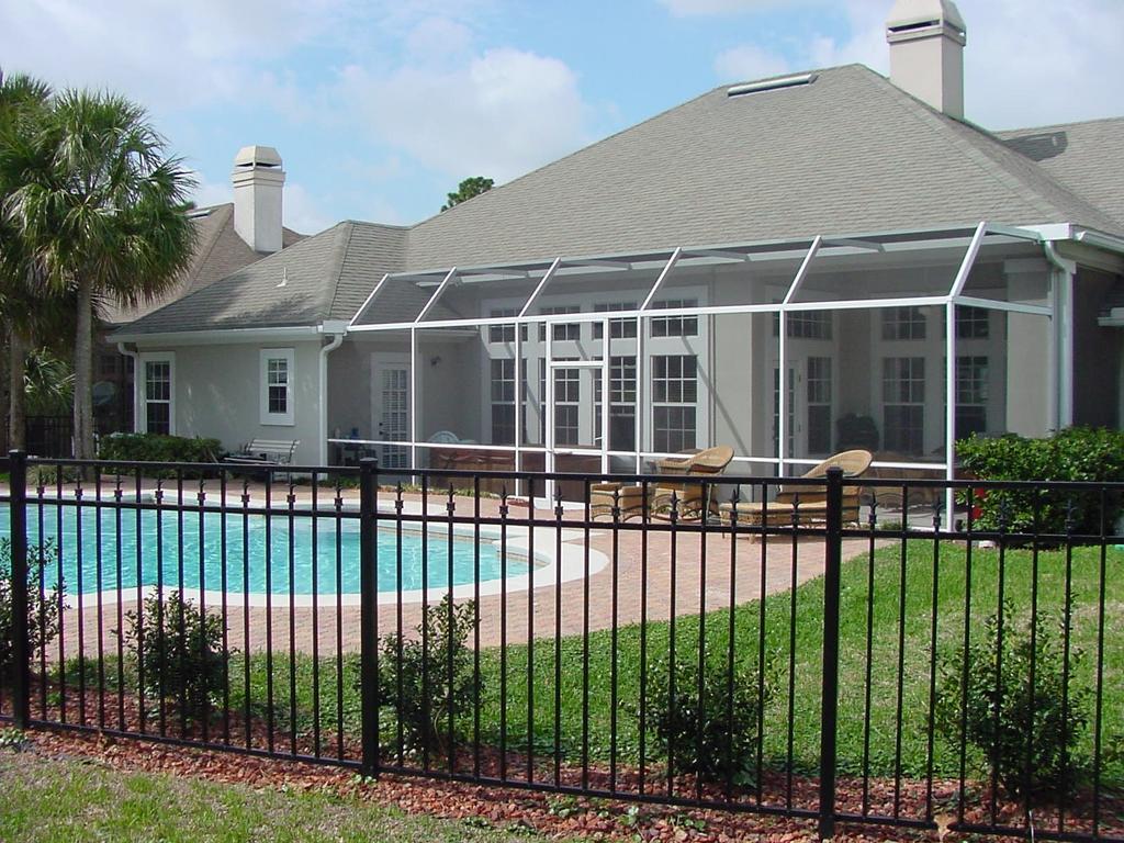 DirectAFG's tweet image. BOCA Compliant Aluminum Pool Fence will never rust. Beautiful and Durable #nationalwatersafetymonth