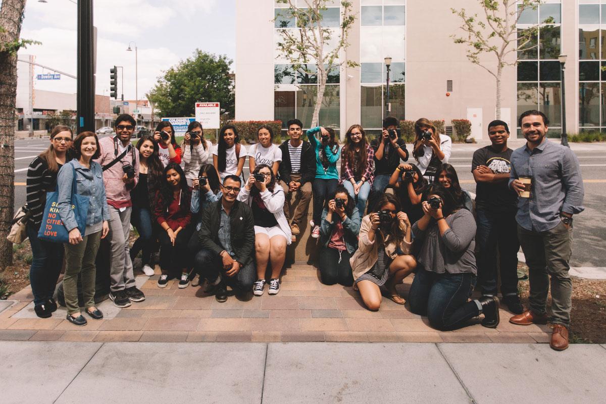 staystudio_'s tweet photo. Ms. Napoli's Photojournalism class from Downey High came to visit us today. Thanks guys! #stayyoung #growcreatively http://t.co/OqYlfjQBl7
