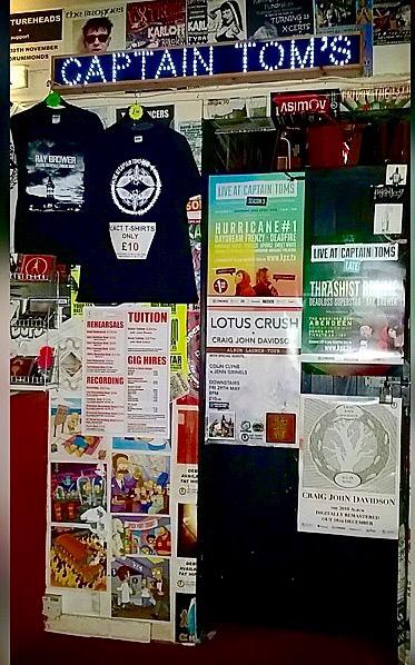 cdancer108's tweet photo. #LiveAtCaptainToms 👉photo by #CavigoldRecords #Aberdeen #Scotland http://t.co/qHA0PRTEZq