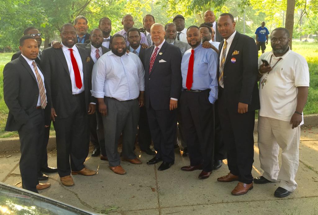 JoinTeamTony's tweet image. Stopped by the 36th ward + spent time w/ @CouncilmanKJ @RepHarris @Mr4thDistrict + other ward supporters.