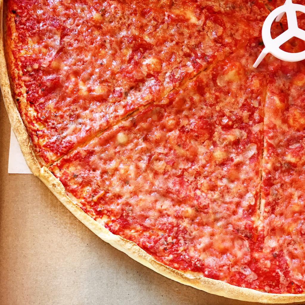 Spilleigh's tweet photo. Food as a social object, check. Pizza from @RizzosLES, check. #InternetWeek #IWNYSOCIALFOOD #hungryobsession http://t.co/yMj8uQTIdG