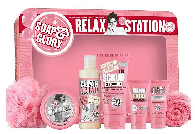For the chance to #WIN a <a href="/SoapandGlory/">Soap & Glory</a> Station bath set just RT &amp; Follow!! you can also enter on Facebook &amp; Instagram