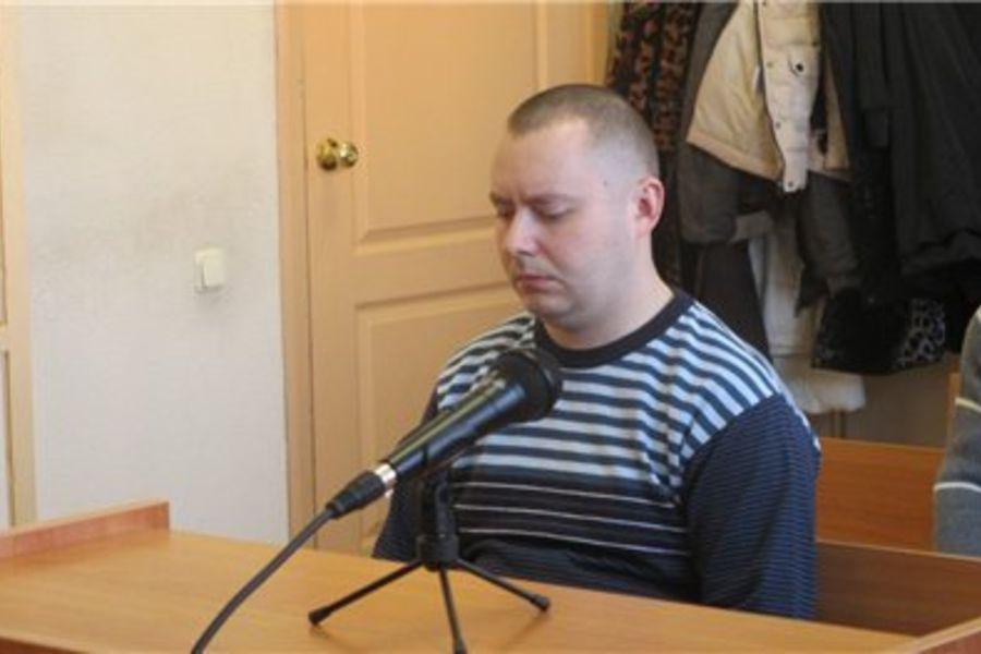 ruscur's tweet photo. Экс-начальника колонии, где произошел бунт, будут судить за злоупотребления http://t.co/gdRHXcXu4j #колонии http://t.co/9yXi9jYH7R